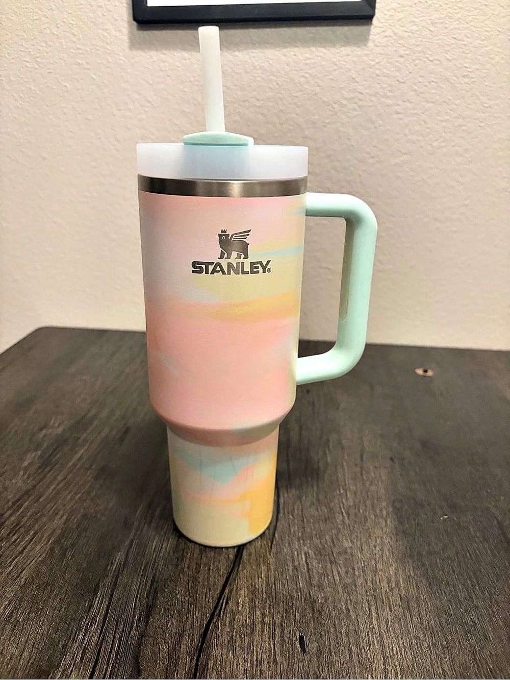 Stanley Quencher H2.0 FlowState Tumbler 40 oz Watercolor Tulle Pink & Green
